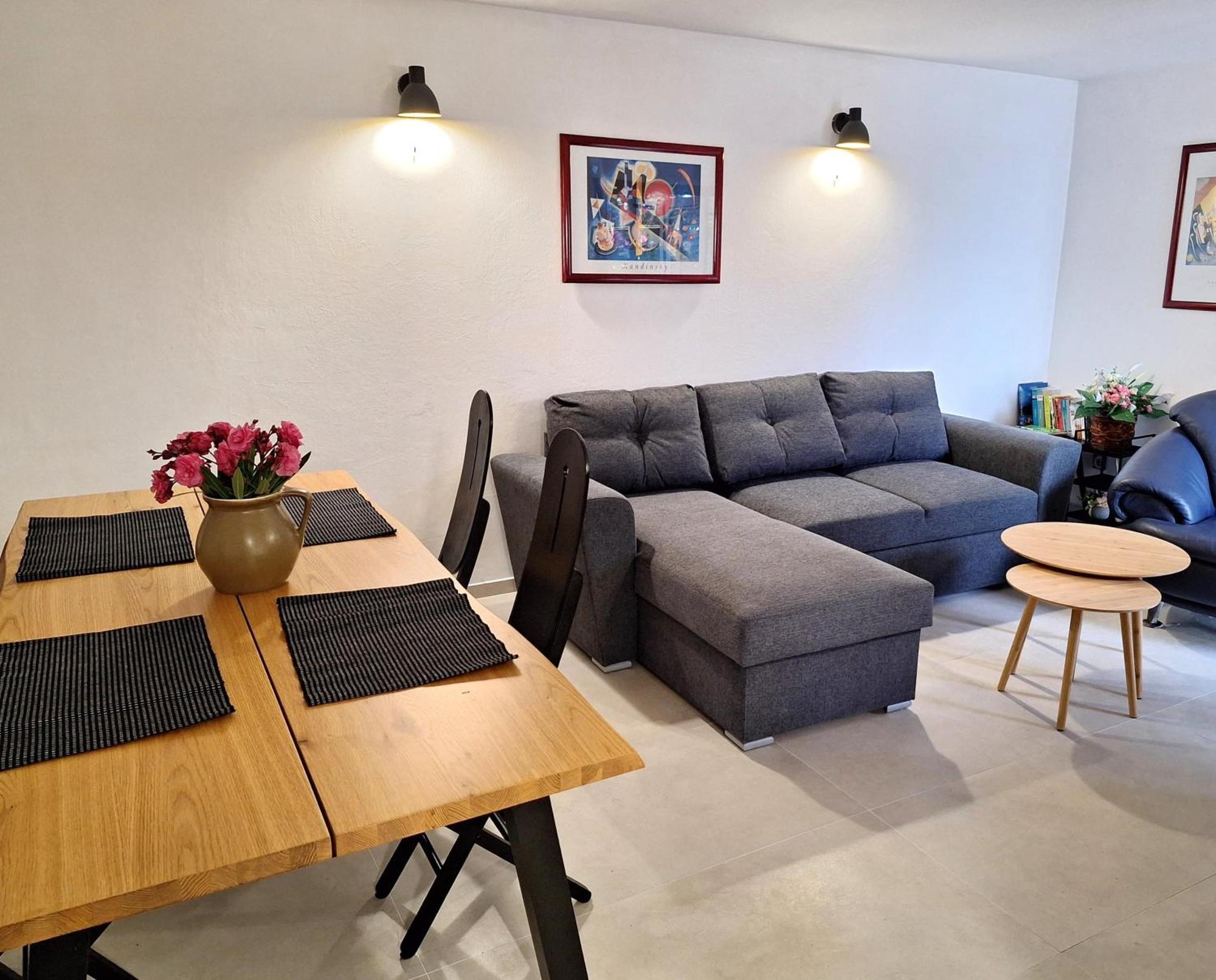 Apartman Ena By The Sea Прижба Экстерьер фото